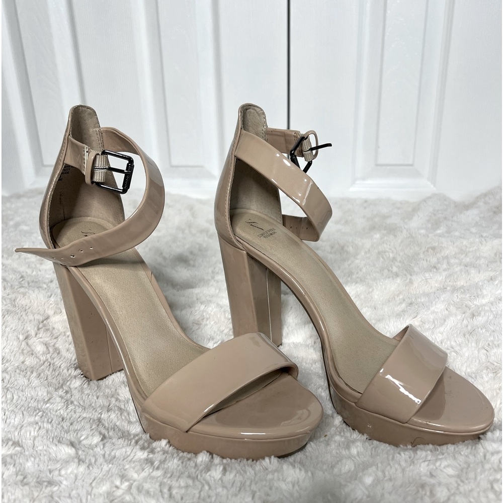 Vera Bradley: Nude High Heels - Patent Leather Platform Sandals